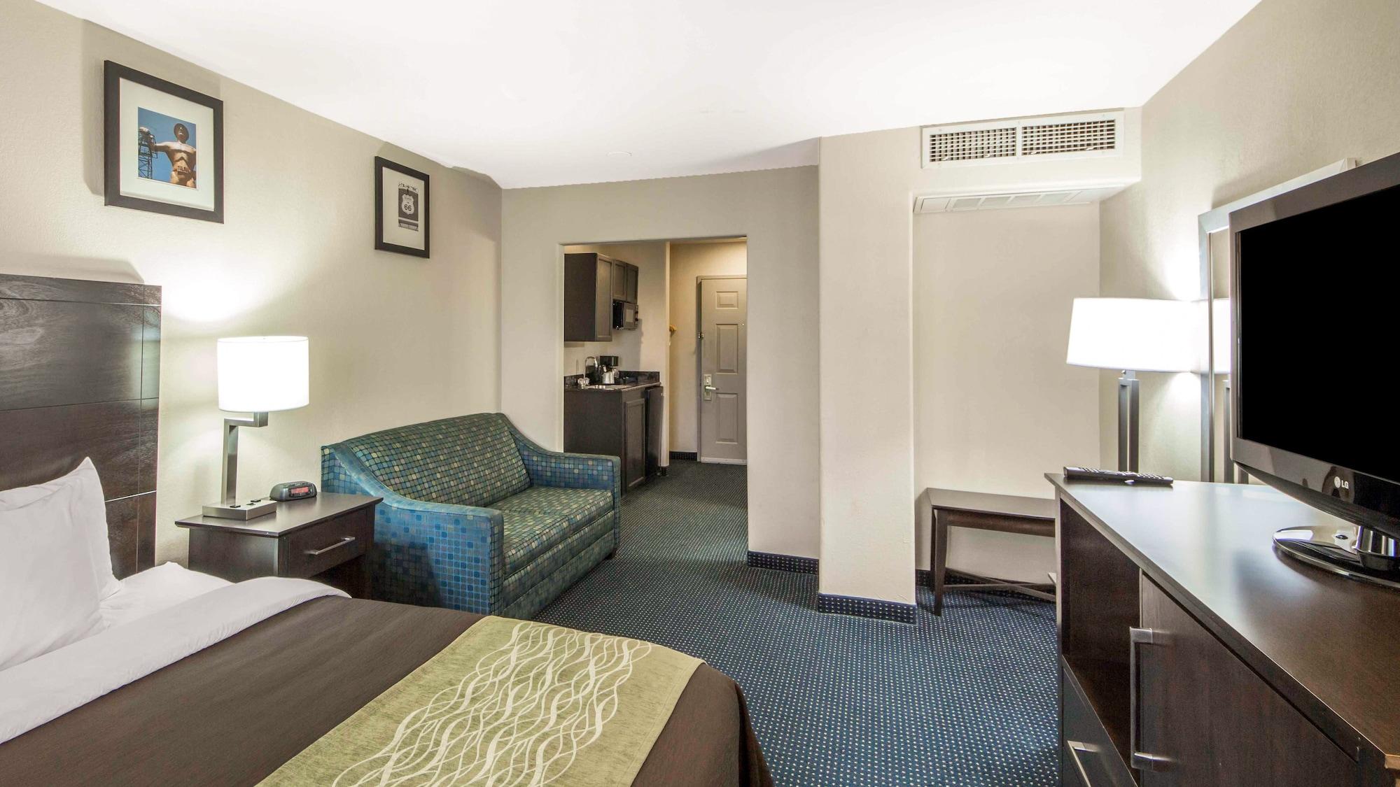 Quality Inn Tulsa-Downtown West Exterior foto
